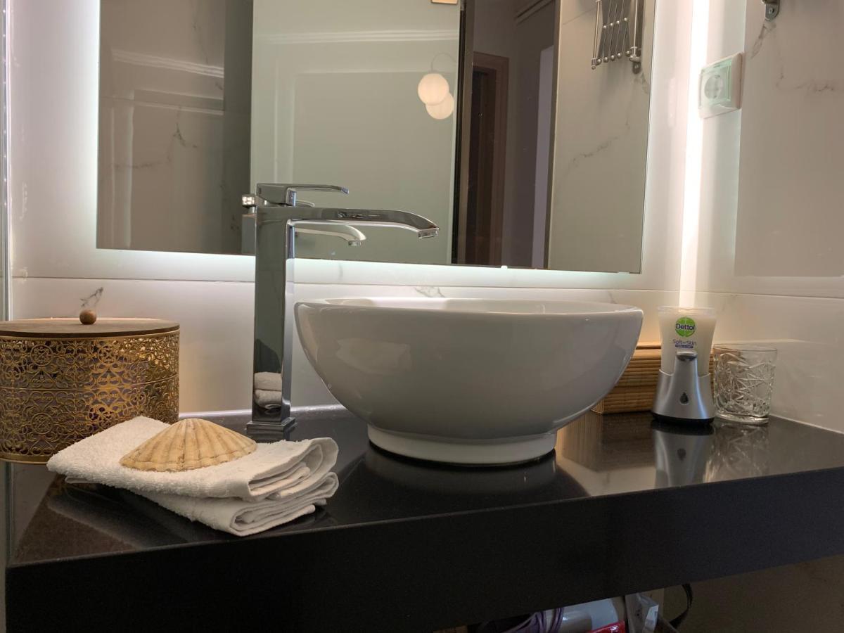Blue Elegance City Center Heraklion Apartment Ngoại thất bức ảnh