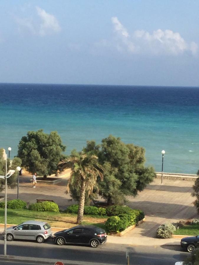 Blue Elegance City Center Heraklion Apartment Ngoại thất bức ảnh