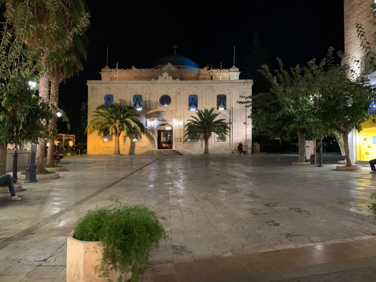 Blue Elegance City Center Heraklion Apartment Ngoại thất bức ảnh
